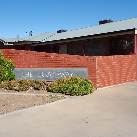 Gateway Motor Inn - Self Check-In Брокен-Хилл Экстерьер фото